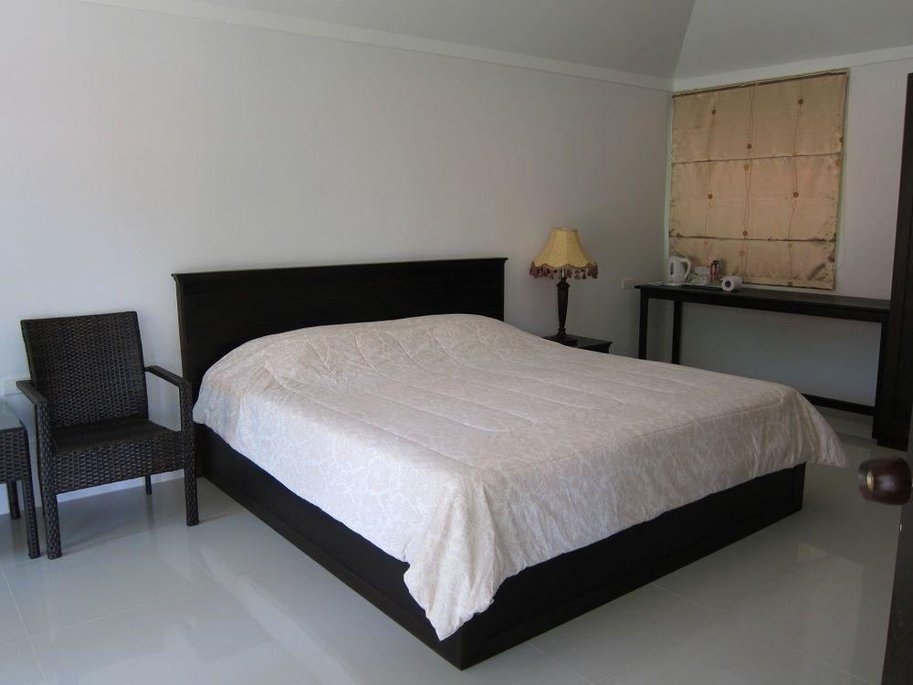 Отель Kalim Hill Patong Экстерьер фото